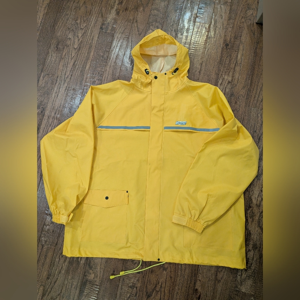 Coleman Adult Gulf PVC/Nylon Rain jacket Yellow XL- 2XL Worn Once